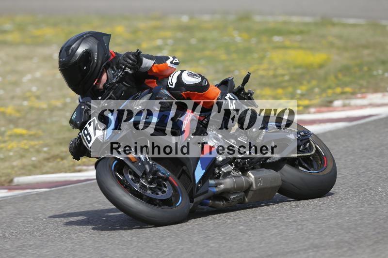 /37 09.08.2026  Pluess Motosport ADR/Freies Fahren/187
